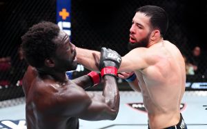 Нассурдін Імавов зупинив Джареда Канноньє в четвертому раунді на UFC on ESPN 57
