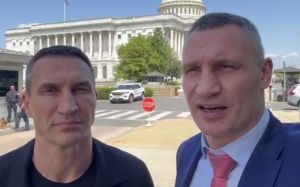 "Антипутінська коаліція має посилити допомогу Україні". Віталій та Володимир Клички перебувають у США з робочою поїздкою