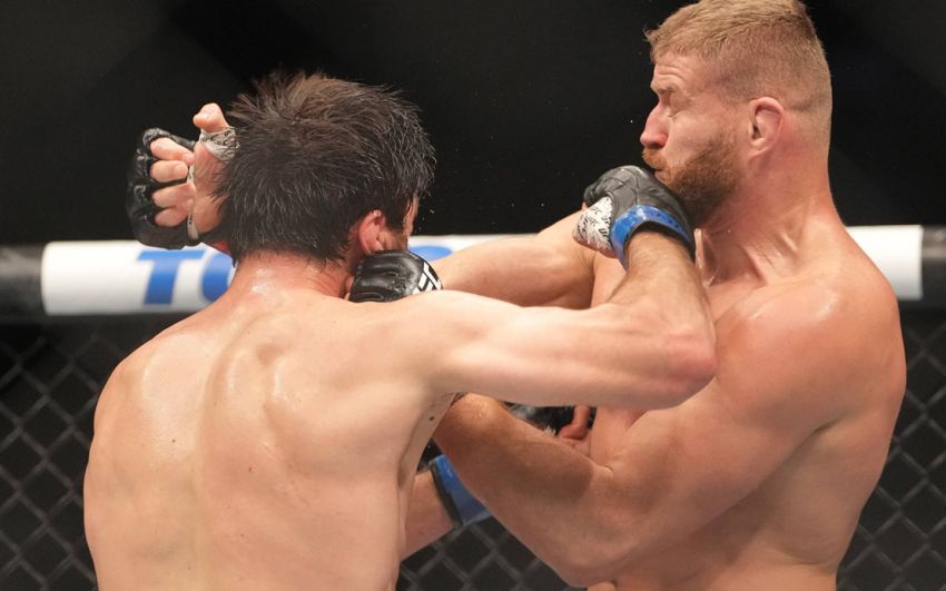 Тренер Ісмаїлова розкритикував UFC за рішення суддів у бою Анкалаєв - Блахович: "Чи варто нашим бійцям взагалі дивитися на цю організацію?"