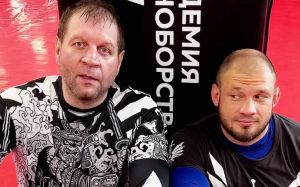 "А потім запропонують бій з однорукою людиною, з жінкою?". Штирков категорично проти бою з Ємельяненком