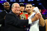 Боб Арум відреагував на небажання Теофімо Лопеса співпрацювати з ESPN