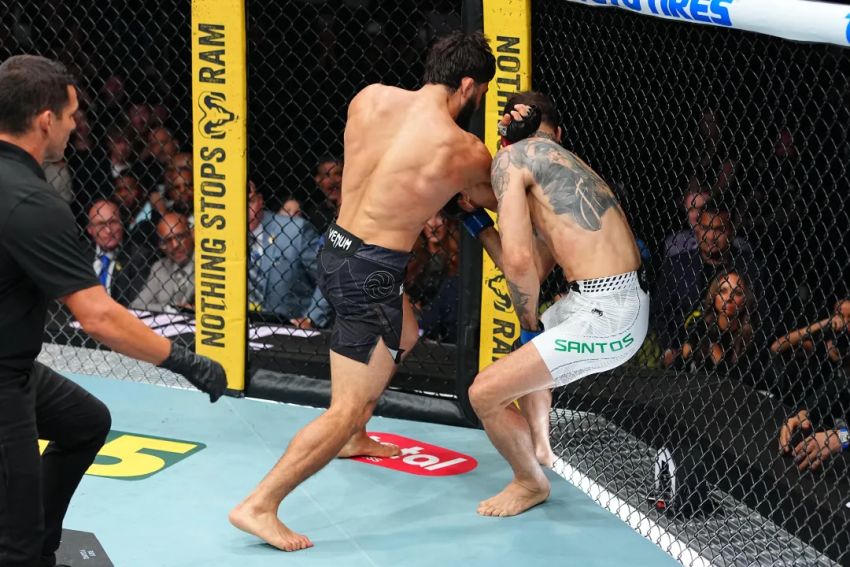 Арман Царукян брутально нокаутував Маурісіо Руффі на UFC 331