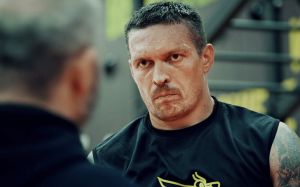 Олександр Усик - про плани завершити кар'єру через три бої: "Це не сто відсотків"