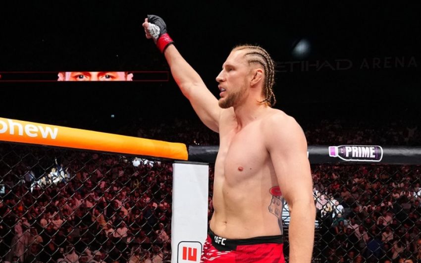 Слова Олександра Волкова після перемоги над Жаілтоном Алмейдою на UFC 321