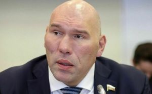 Микола Валуєв відреагував на стрілянину Усика по позиціях російських окупантів