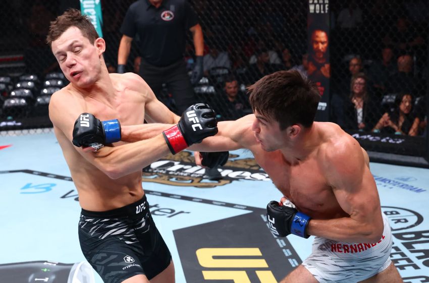 Результати турніру UFC 319