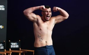 Данило Воєводкін присвятив свою перемогу на Contender Series загиблому чемпіону Європи з кікбоксингу