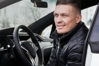 Олександр Усик розповів про свій перший автомобіль