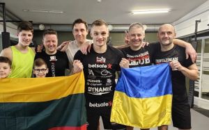 Колишній чемпіон Glory підтримав Україну: "Посилаю велику любов і підтримку нашим українським братам і сестрам"