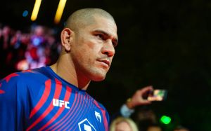 Алекс Перейра пояснив, чому не перейде у бокс