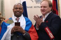 Рой Джонс став на захист росіян після виключення з рейтингів WBC: "Нам не слід змішувати політику і спорт"