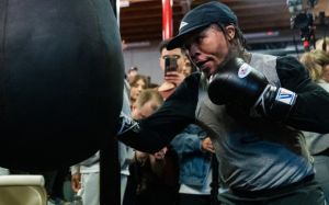 Тренер Джервонти Девіса розповів, як його підопічний має перемогти Раяна Гарсію