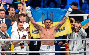 Менеджер Усика розповів, з ким поб'ється його підопічний, якщо не вийде домовитися з Ф'юрі