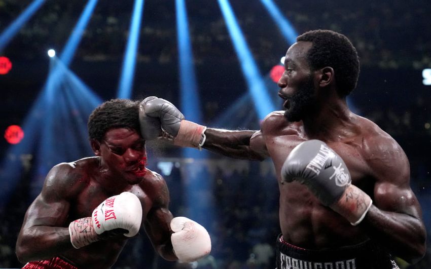 Тімоті Бредлі обурений рішенням IBF позбавити Кроуфорда титулу: "Ви жартуєте наді мною?"