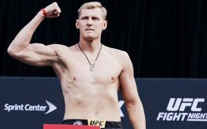 Олександр Волков пояснив, чому йому дали бій із Романовим