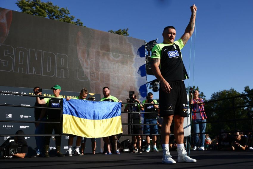 Олександр Усик відреагував на заяву Едді Гірна, який стверджує, що він відмовиться від бою з Ф'юрі