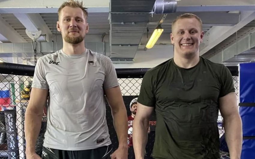 Сергій Павлович та Олександр Волков поб'ються в андеркареді бою Чімаєв - Віттакер