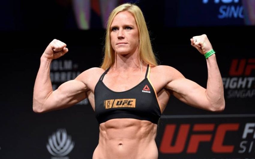 Холм розраховує побитися за титул, якщо виграє на UFC On ESPN 49