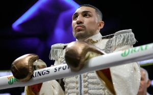 Теофімо Лопес замислився над відмовою від титулу WBA через призначення поєдинку з Кеттералом