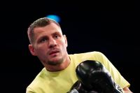 Денис Берінчик битиметься з Семом Ноуксом у рамках андеркарду поєдинку Ітаума — Хргович