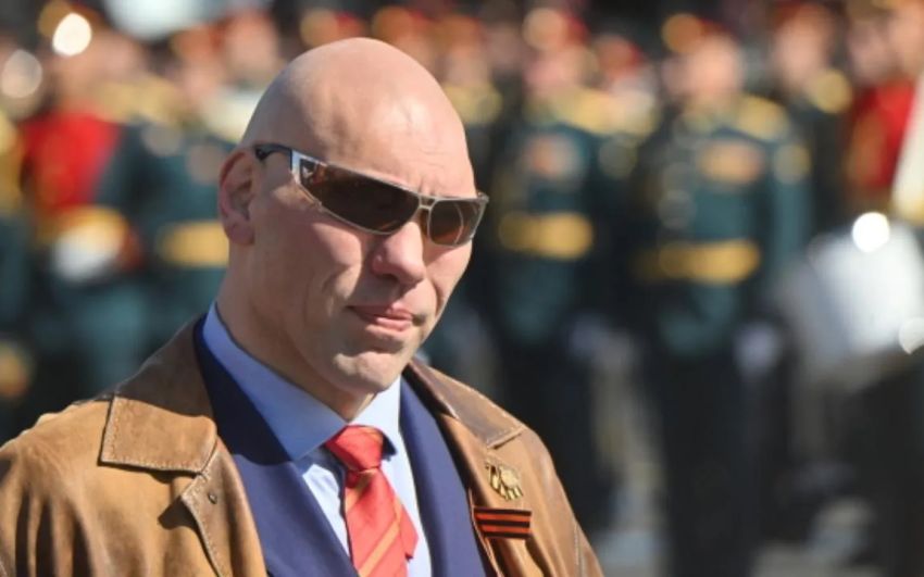 Микола Валуєв - про війну: "Люди кладуть життя за Росію. Це треба розуміти і цінувати"