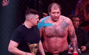 Колишній менеджер Олександра Ємельяненка хоче побитися з ним на RCC 21: "Такого поєдинку у світовій історії не було"