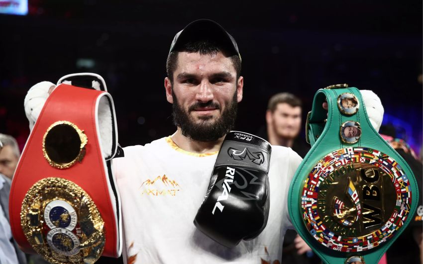Маурісіо Сулейман пояснив, чому санкції WBC проти російських боксерів не поширюються на Бетербієва
