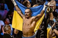 Усик обіцяє заїхати до Криму з українським прапором: відео