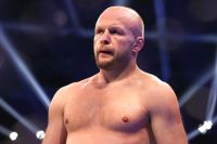 Олександр Шлеменко розповів, чи зобов'язані російські бійці виходити з національним прапором на турнір UFC 294