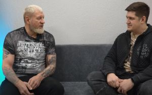 Ємельяненко розповів, як бився проти натовпу