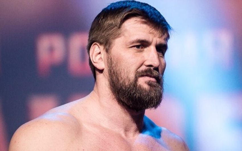Менеджер Мінакова сподівається, що бій з Абреу відбудеться в травні