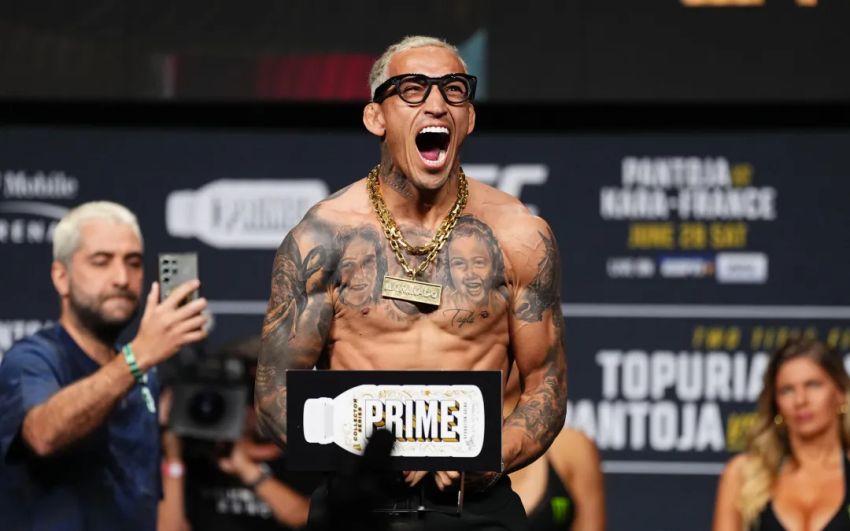 Чарльз Олівейра розкритикував інших легковаговиків UFC за небажання битися з ним у Бразилії: "Це має поганий вигляд"