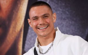 Тімоті Бредлі висловився щодо зміни суперника у Тіма Цзю: "Це більш серйозний виклик"