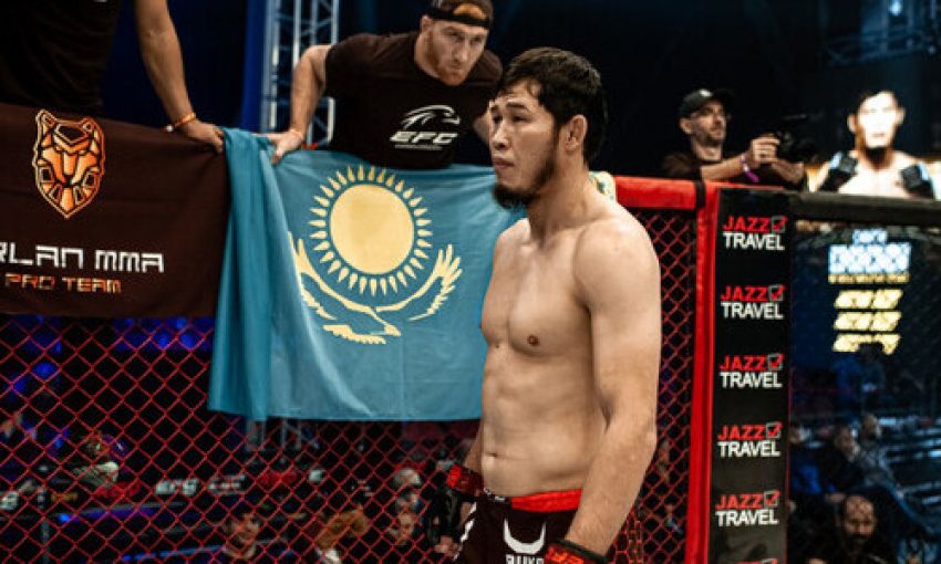 "Можна до титульного бою швидше дістатися". Єрмеков знову обирає Bellator, а не UFC