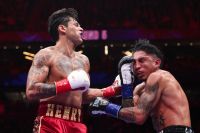 Раян Гарсія розгромив Маріо Барріоса і став чемпіоном WBC у напівсередній вазі