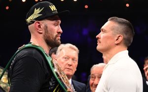 Олександр Усик прокоментував гіпотезу щодо того, що Ф'юрі навмисно погано провів бій із Нганну перед їхнім поєдинком