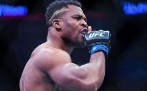 Андре Ворд похвалив Френсіса Нганну за те, що він пішов з UFC