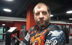 Менеджер Ємельяненка розповів, коли Олександр буде готовий повернутися до серйозних боїв
