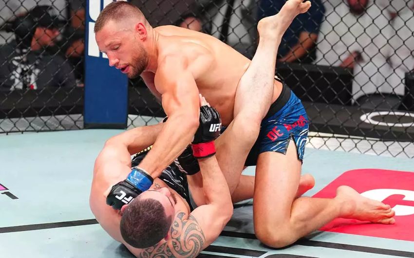 Реньє де Ріддер переміг Роберта Віттакера в головній події UFC on АВС 9