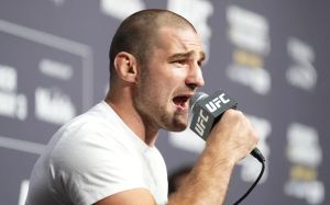 Шон Стрікленд розповів, що очікує від Ісраеля Адесан'ї в матчі-реванші