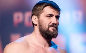 Менеджер Мінакова сподівається, що бій з Абреу відбудеться в травні