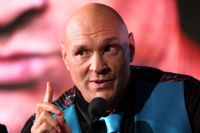 Тайсон Ф'юрі заявив, що готується до бою з Махмудовим без тренерів
