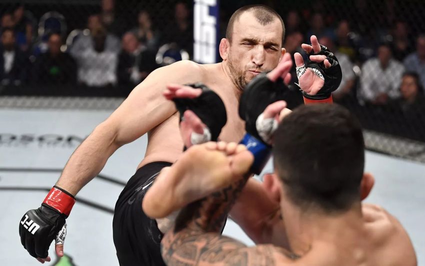 Слова Мусліма Саліхова після перемоги над Андре Фіальо на UFC Fight Night 215