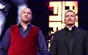 Тайсон Ф'юрі візуалізує зустріч з Усиком після бою: "Я можу уявити, як ми закидаємося пивом по п'ять літрів на кожного"