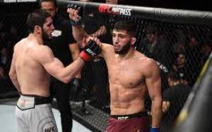 Глава UFC може відмовитися від реваншу Махачев - Олівейра: "Ви бачили, що зробив Царукян у бою з Даріушем?"