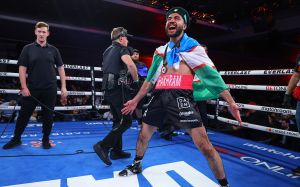 Шахрам Гіясов отримав можливість поборотися за титул WBA, перемігши Пабло Сезара Кано