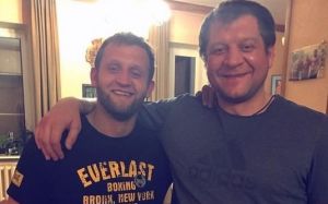 Олександр Ємельяненко оголосив про дебют молодшого брата Івана в єдиноборствах