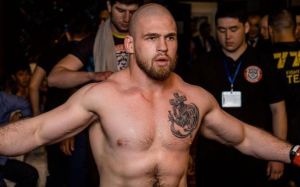 Резніков відповів Багову щодо поганого грепплінгу: "Тоді задушу його"
