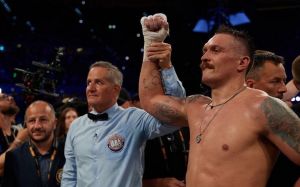 Промоутер Усика розповів, скільки ще років Олександр може виступати на елітному рівні