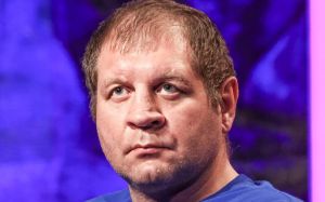 Олександр Ємельяненко продовжить лікування в реабілітаційному центрі, бої перенесено